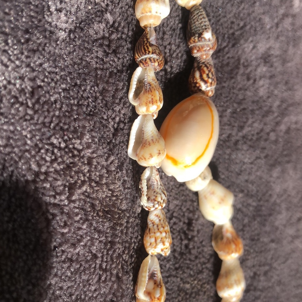 She’ll necklaces - Picture 9 of 10